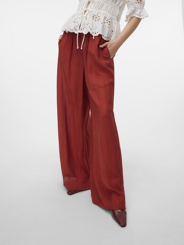 VERO MODA Wide Leg Bukser 'GAJA' i rød