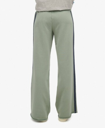 Superdry Wide leg Broek 'Essentials' in Groen