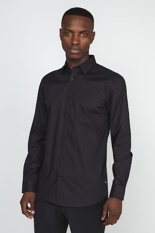 Matinique Slim fit Button Up Shirt 'Robo ' in Black: front