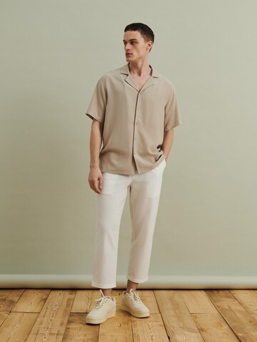 DAN FOX APPAREL - Regular Fit Camisa 'Lars' em cinzento