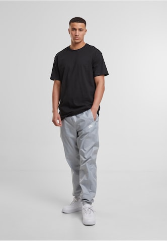 Nike Sportswear Trainingsanzug 'Club LND' in Grau