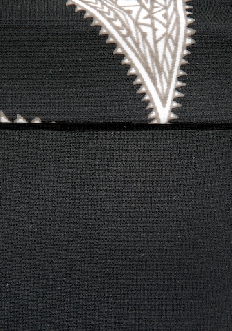 LASCANA Balkonetka Strój kąpielowy modelujący sylwetkę w kolorze czarny