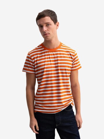Giesto Shirt in Red: front