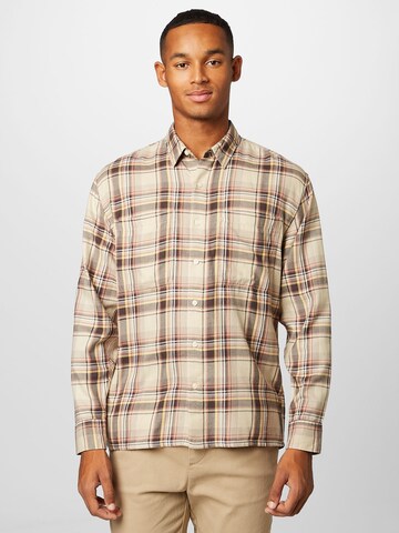 ruda Abercrombie & Fitch Standartinis modelis Marškiniai: priekis