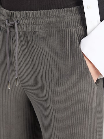 Wide leg Pantaloni 'Tulipsa' di JOOP! Jeans in grigio