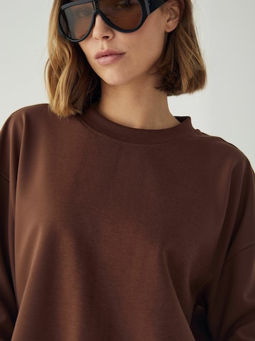 Top ' N-Maple ' de la Noella pe maro