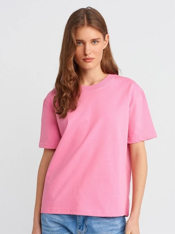 Maglietta 'T-Shirts' di Dilvin in rosa: frontale