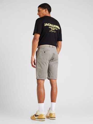 Lindbergh Regular Shorts 'Superflex' in Grau