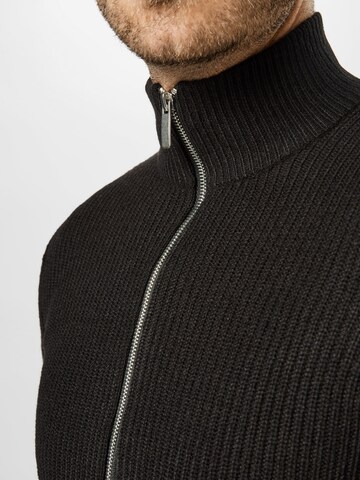 BURTON MENSWEAR LONDON Regular fit Knit cardigan in Black