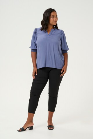 Chemisier 'Veri' KAFFE CURVE en bleu