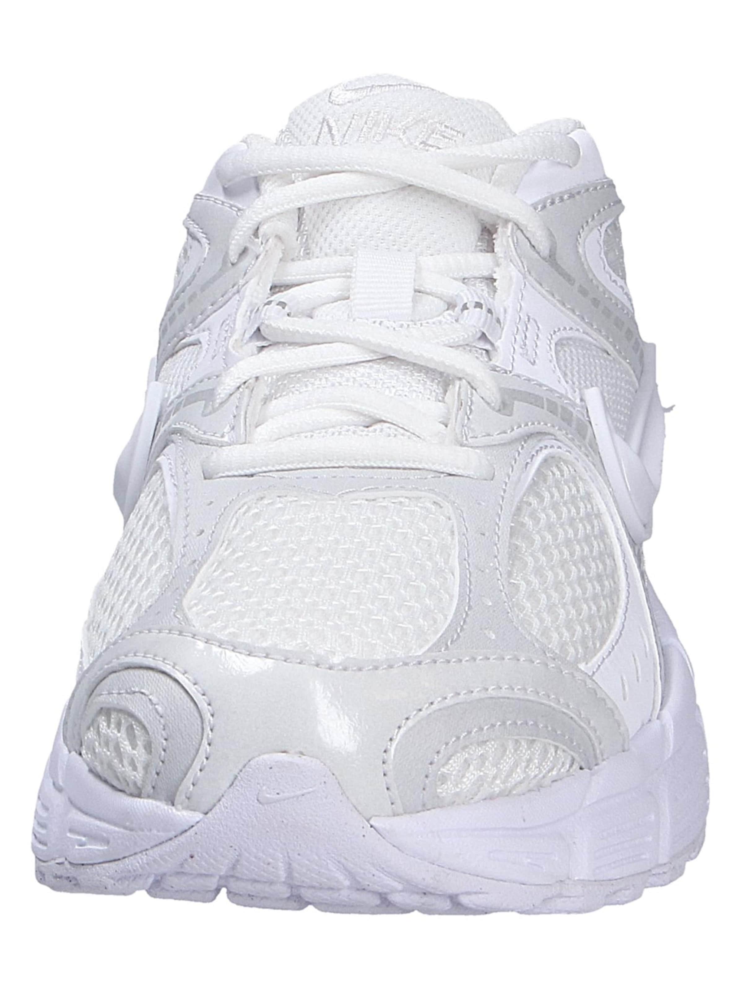 NIKE Sneakers 'V5 RNR' in White