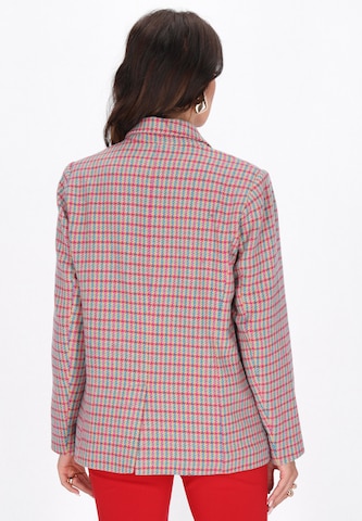 faina - Blazer en rosa