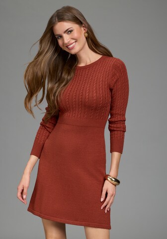 LAURA SCOTT Knitted dress in Brown: front
