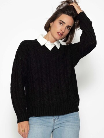 SASSYCLASSY Sweater in Black