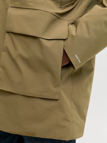 Jack & Jones Premium Зимняя парка 'JPRCCMOON' в Зеленый
