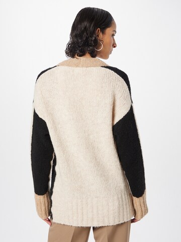 Cartoon Knit Cardigan in Beige