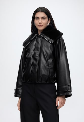 Calvin Klein Jeans Jacke in Schwarz: Vorderseite