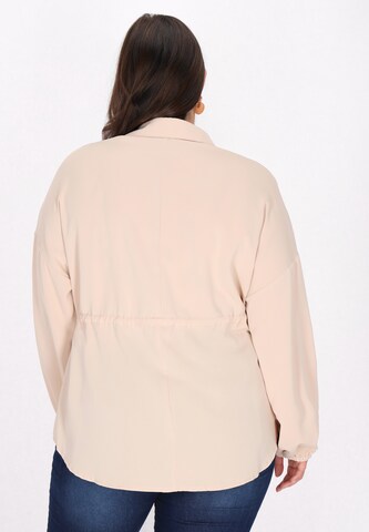 Usha - Blusa en beige