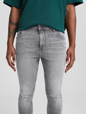 Bershka Skinny Jeans in Grijs