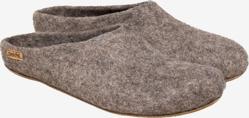 MagicFelt Mules 'Filz' in Brown: front