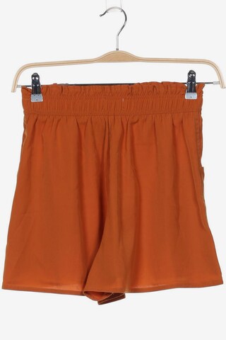 Pull&Bear Shorts M in Orange