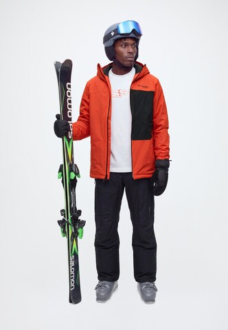 COLUMBIA - Chaqueta deportiva 'Winter District™ III' en naranja