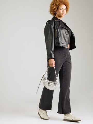 ONLY Carmakoma Flared Jeggings 'CARRoyal' i svart