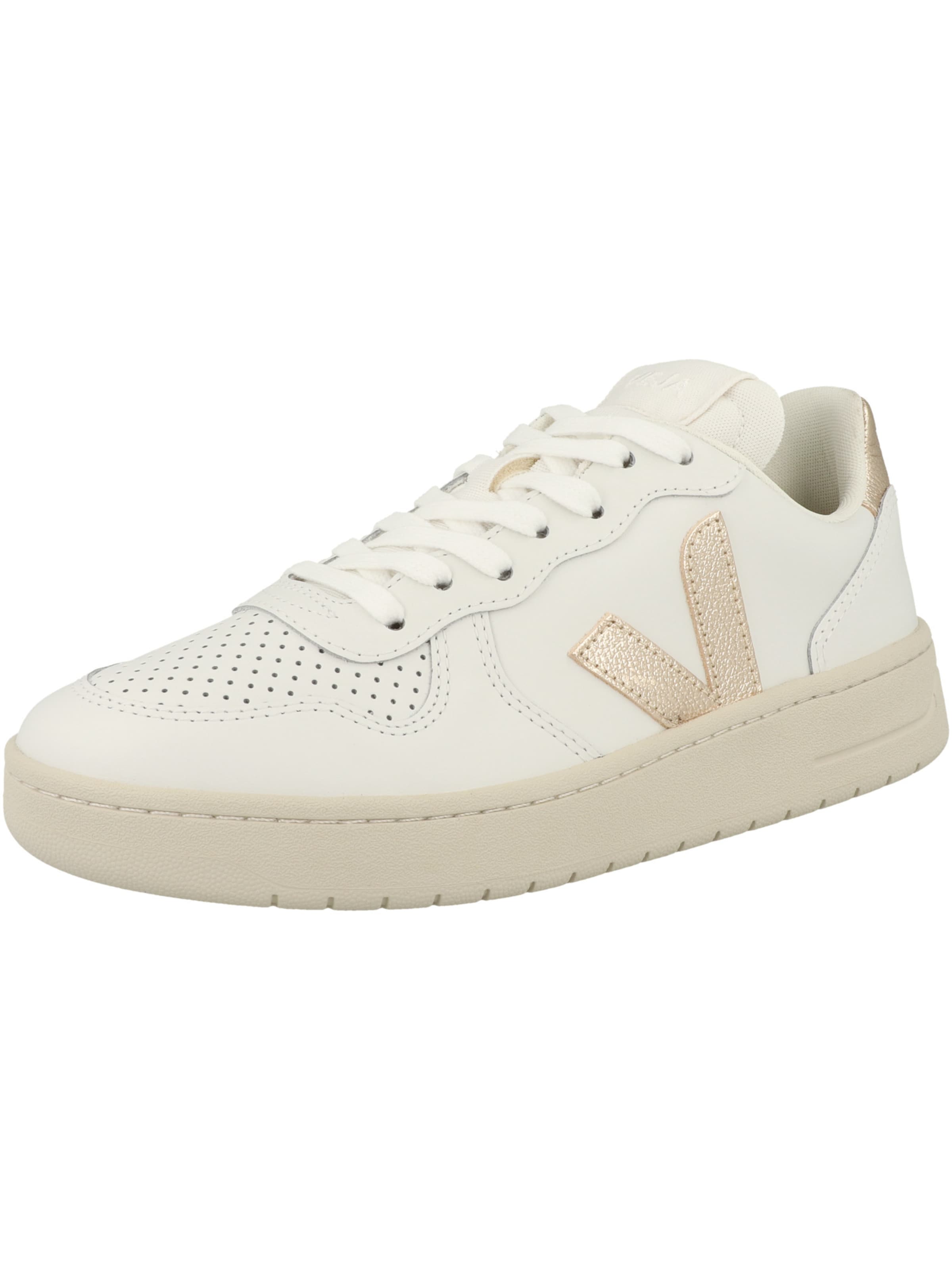 Veja Platform trainers in White: front