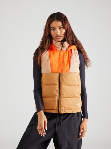 NÜMPH Bodywarmer 'NUTRISIA' in Bruin: voorkant