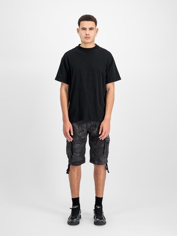 ALPHA INDUSTRIES Regular Cargobroek 'Jet' in Zwart