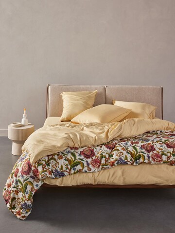 ESSENZA Tagesdecke 'Roselina' (GOTS) in Beige