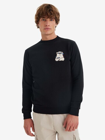 WESTMARK LONDON Sweatshirt in Zwart: voorkant