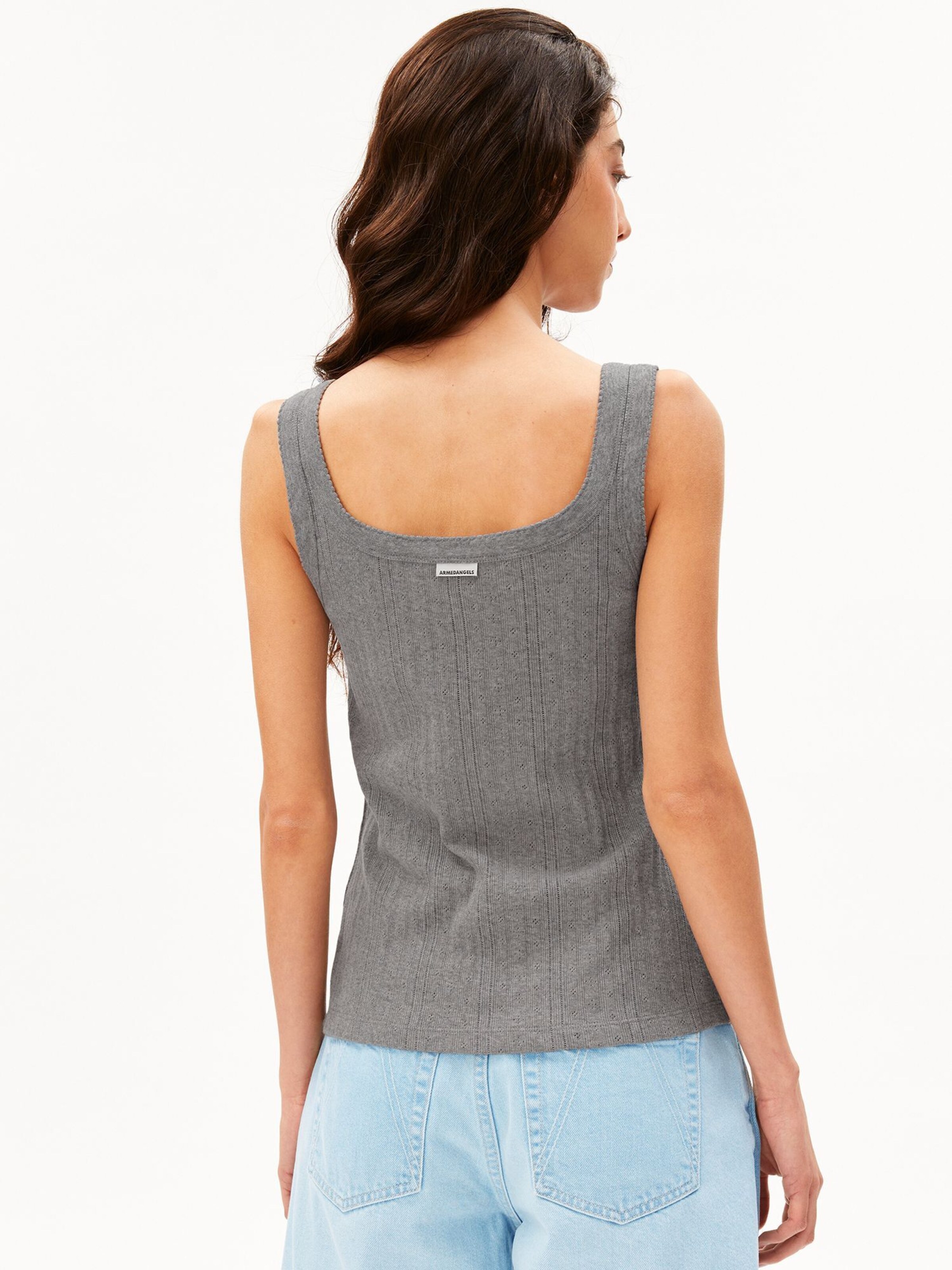 Haut ARMEDANGELS en gris