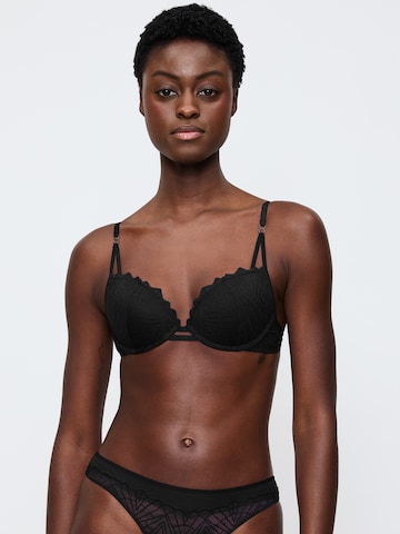 TRIUMPH - Push-up Sujetador ' That Night In Vegas ' en negro: frente