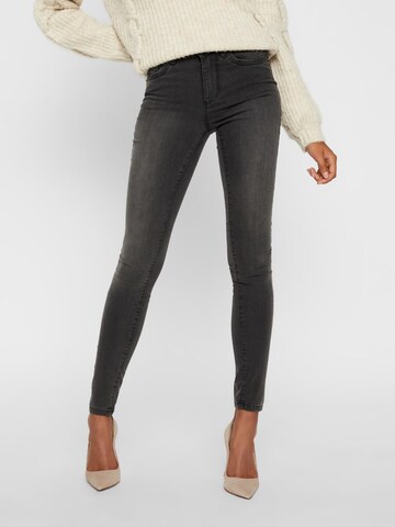 VERO MODA Skinny Jeans 'Tanya' in Grey: front