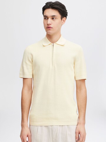 T-Shirt 'Karl' Casual Friday en blanc : devant