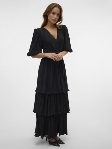 Robe de cocktail 'Kaja' VERO MODA en noir