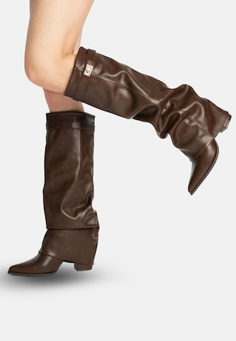 Salinyang Stiefel in Braun