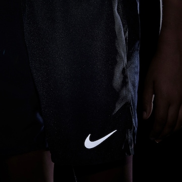 Regular Pantaloni sport de la NIKE pe negru