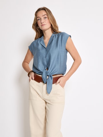 Camicia da donna 'Naline' di Peppercorn in blu: frontale