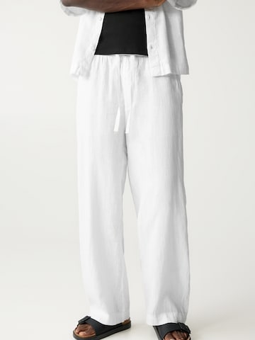 Pull&Bear Baggy Broek in Wit: voorkant