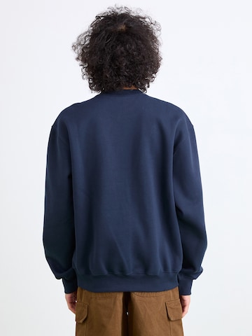 Bluză de molton de la Carhartt WIP pe albastru