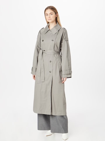 WEEKDAY Between-seasons coat 'Zenni' in Grey: front