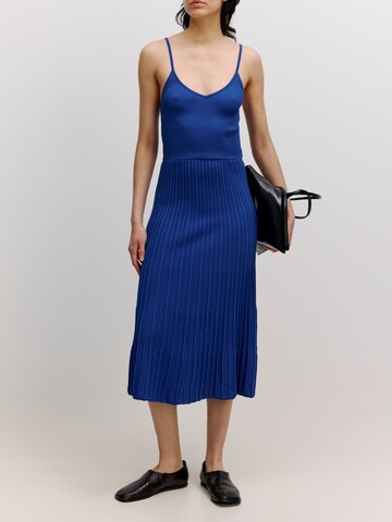 EDITED Kleid 'Igantia' in Blau