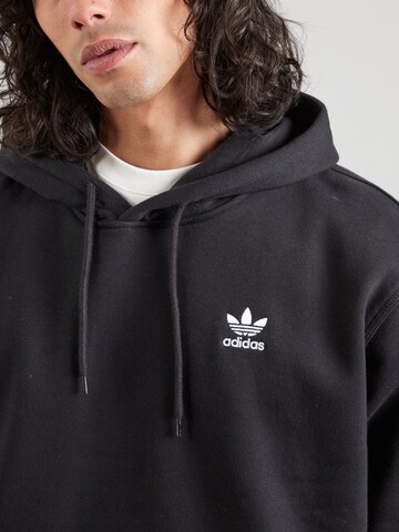 ADIDAS ORIGINALS Μπλούζα φούτερ 'ESS' σε μαύρο