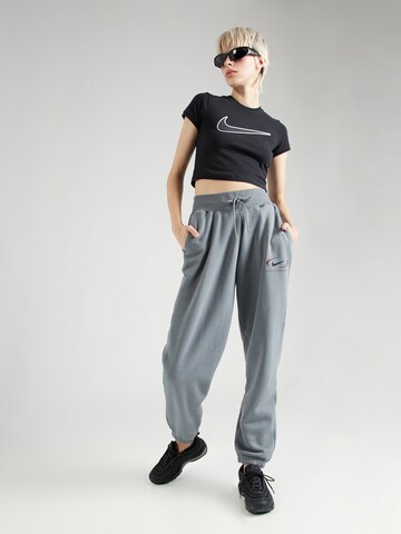 Nike Sportswear Дънки Tapered Leg Панталон 'PHOENIX FLEECE' в сиво