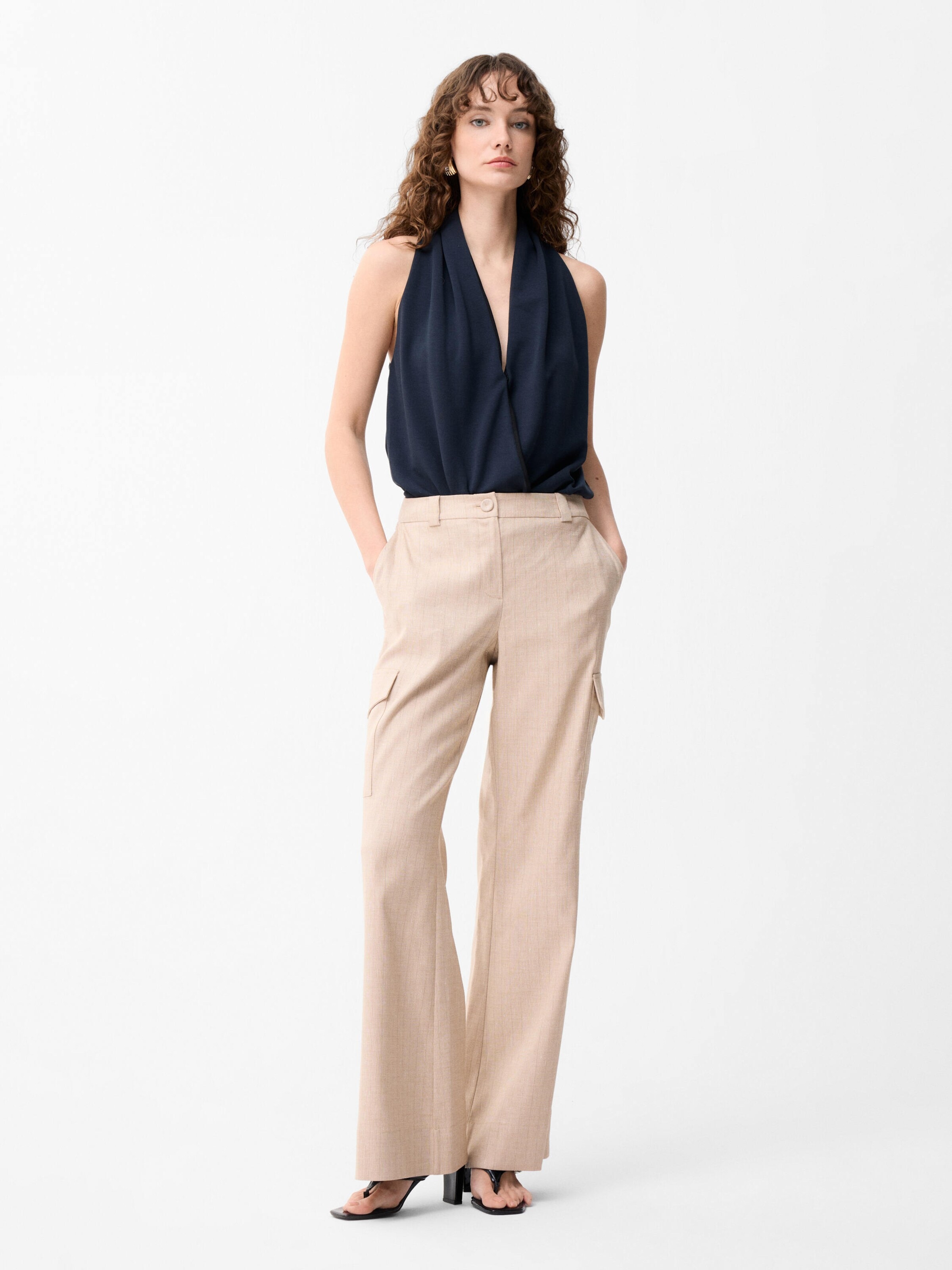 adl Regular Cargo trousers in Beige
