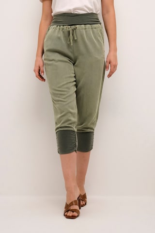 Cream Tapered Pants in Green