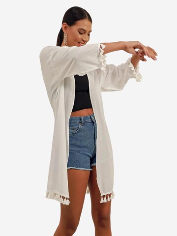 Hiccup Kimono in Wit