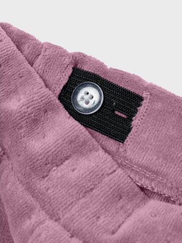 Tapered Pantaloni di NAME IT in lilla